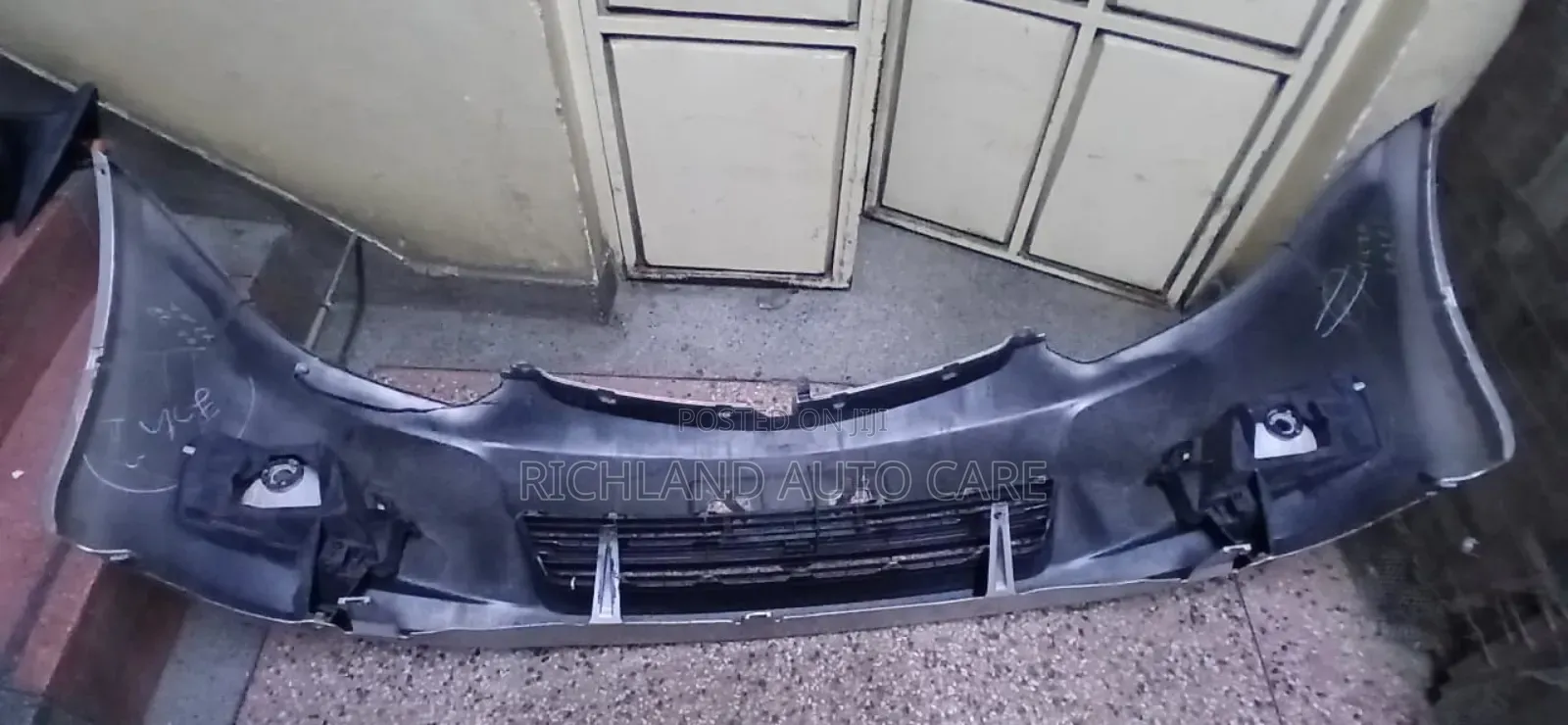 Toyota Wish Front Bumper 2005 Model