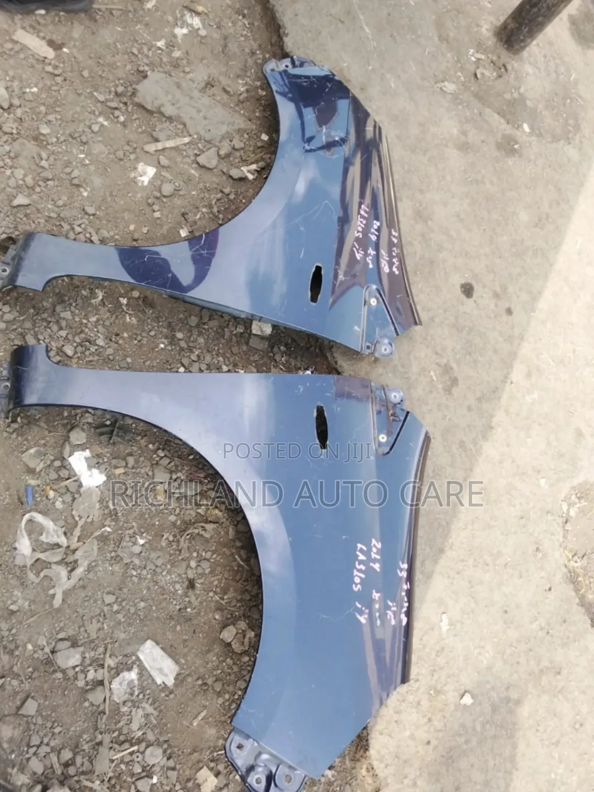Daihatsu Mira Wings / Fenders La300