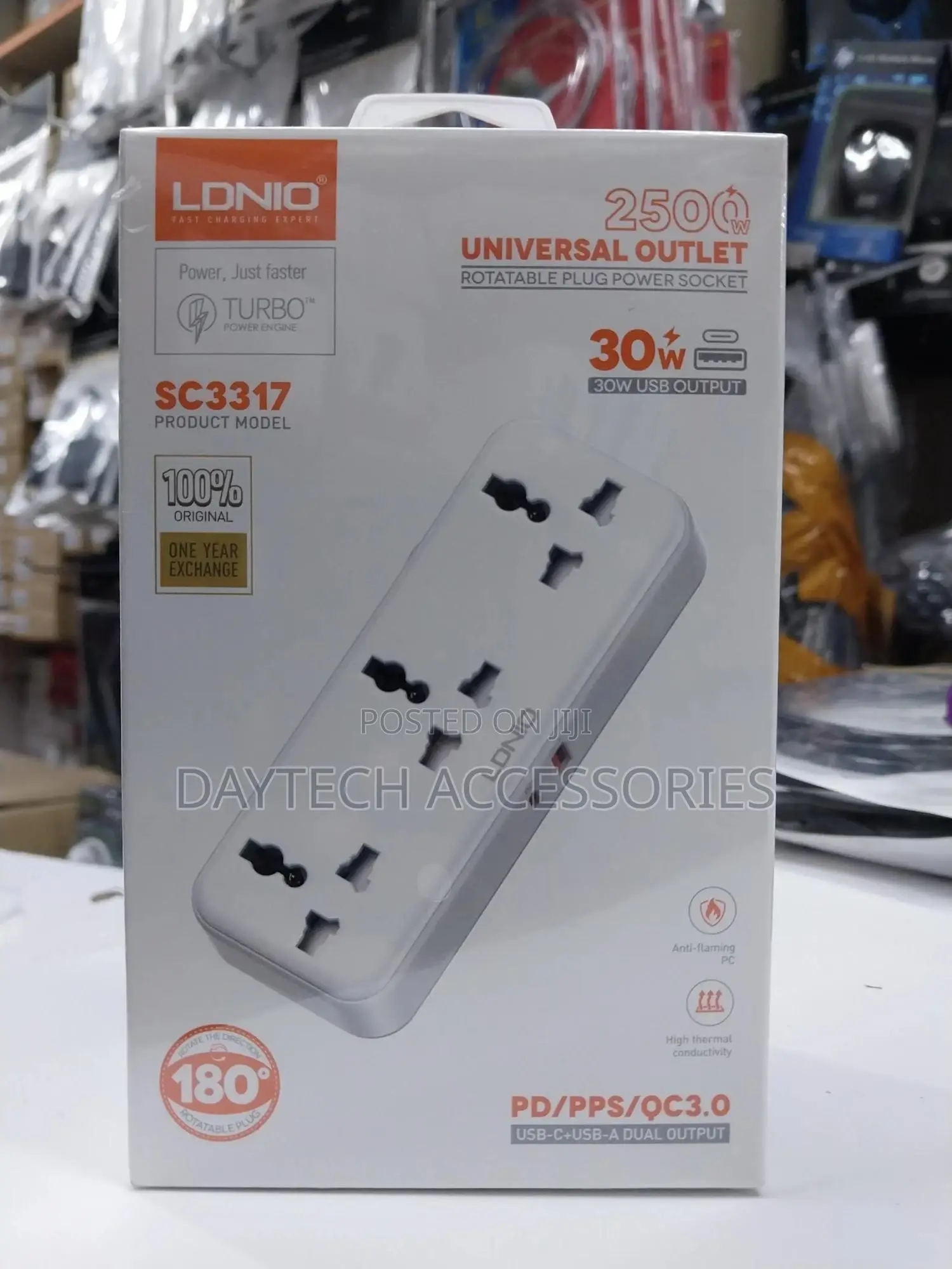 Ldnio Sc3317, a Universal Outlet Rotatable Plug Power Socket