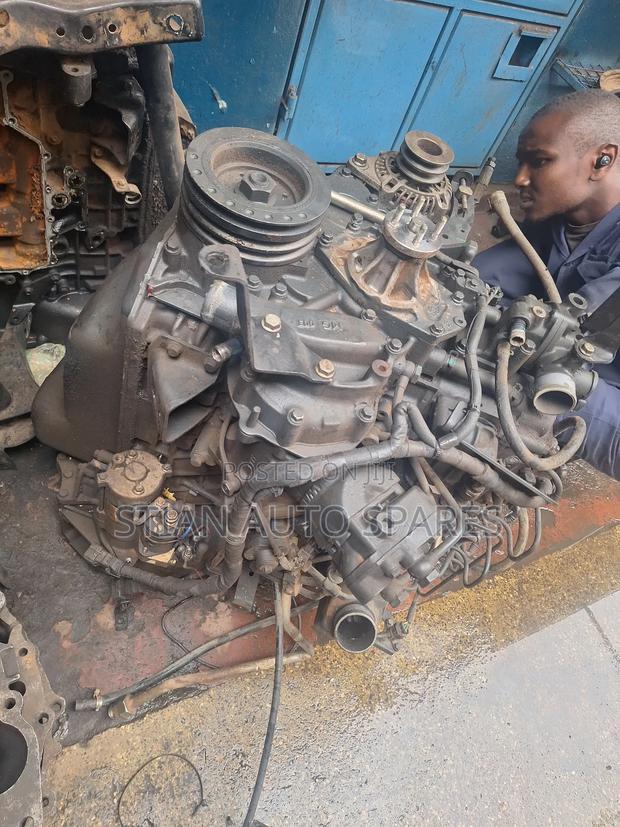 Mitsubishi Fuso Fi 4d37 Complete Engine - thumbnail 2