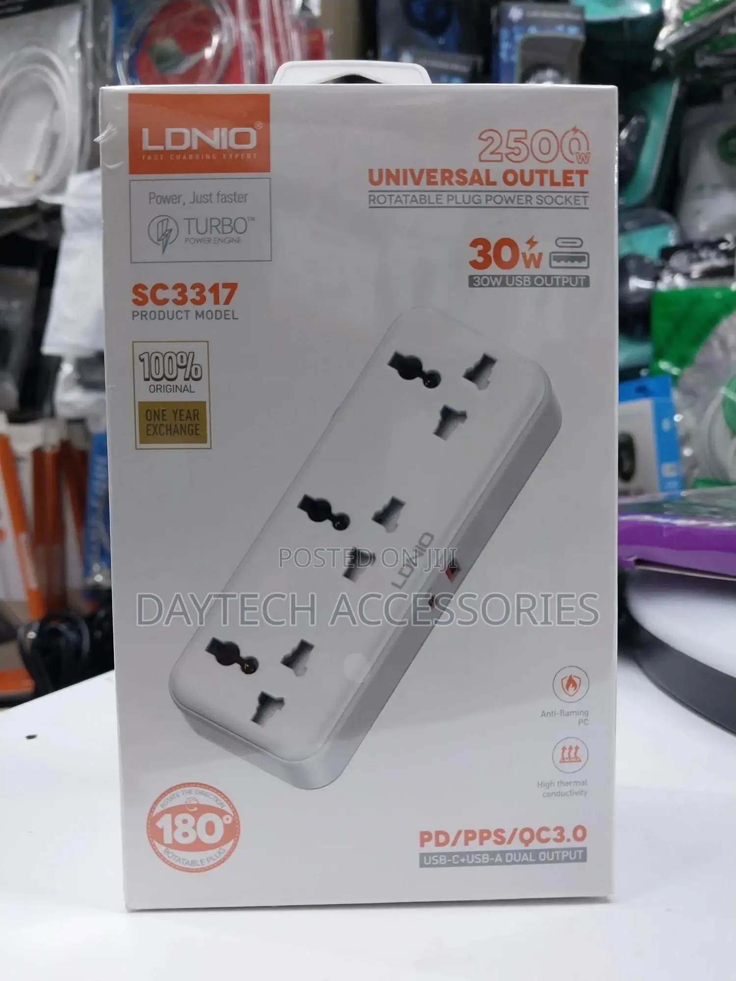 Ldnio Sc3317, a Universal Outlet Rotatable Plug Power Socket