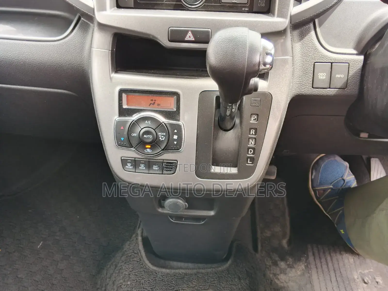 Suzuki Solio 2018 White