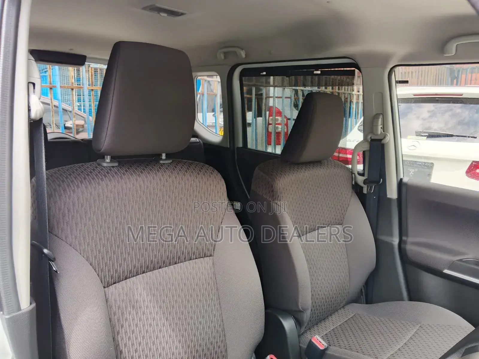 Suzuki Solio 2018 White