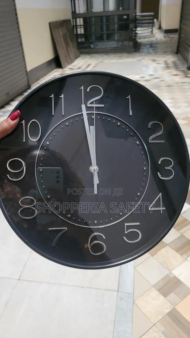 Solid Colours Wall Clocks - thumbnail 2