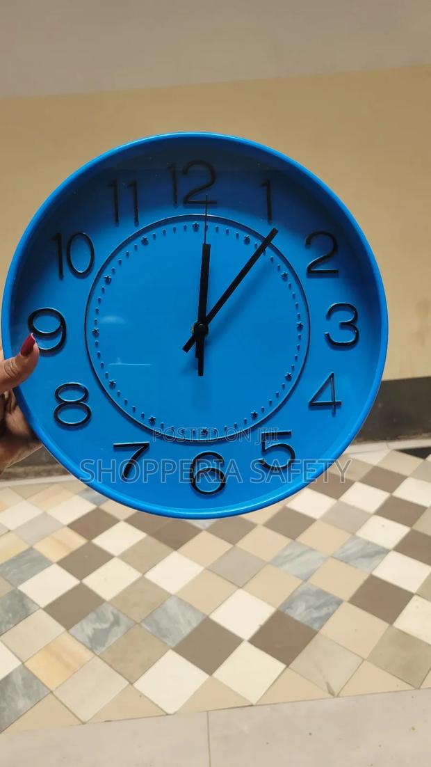 Coloured Wall Clocks- Silent Clock - thumbnail 3