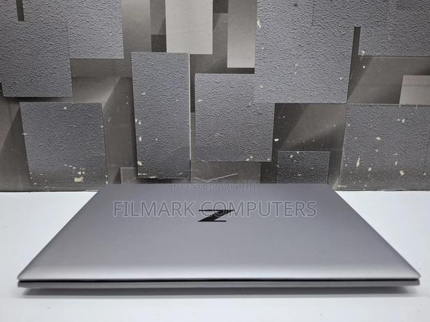 Laptop HP ZBook Firefly 14 G7 32GB Intel Core i7 SSD 512GB - thumbnail 6