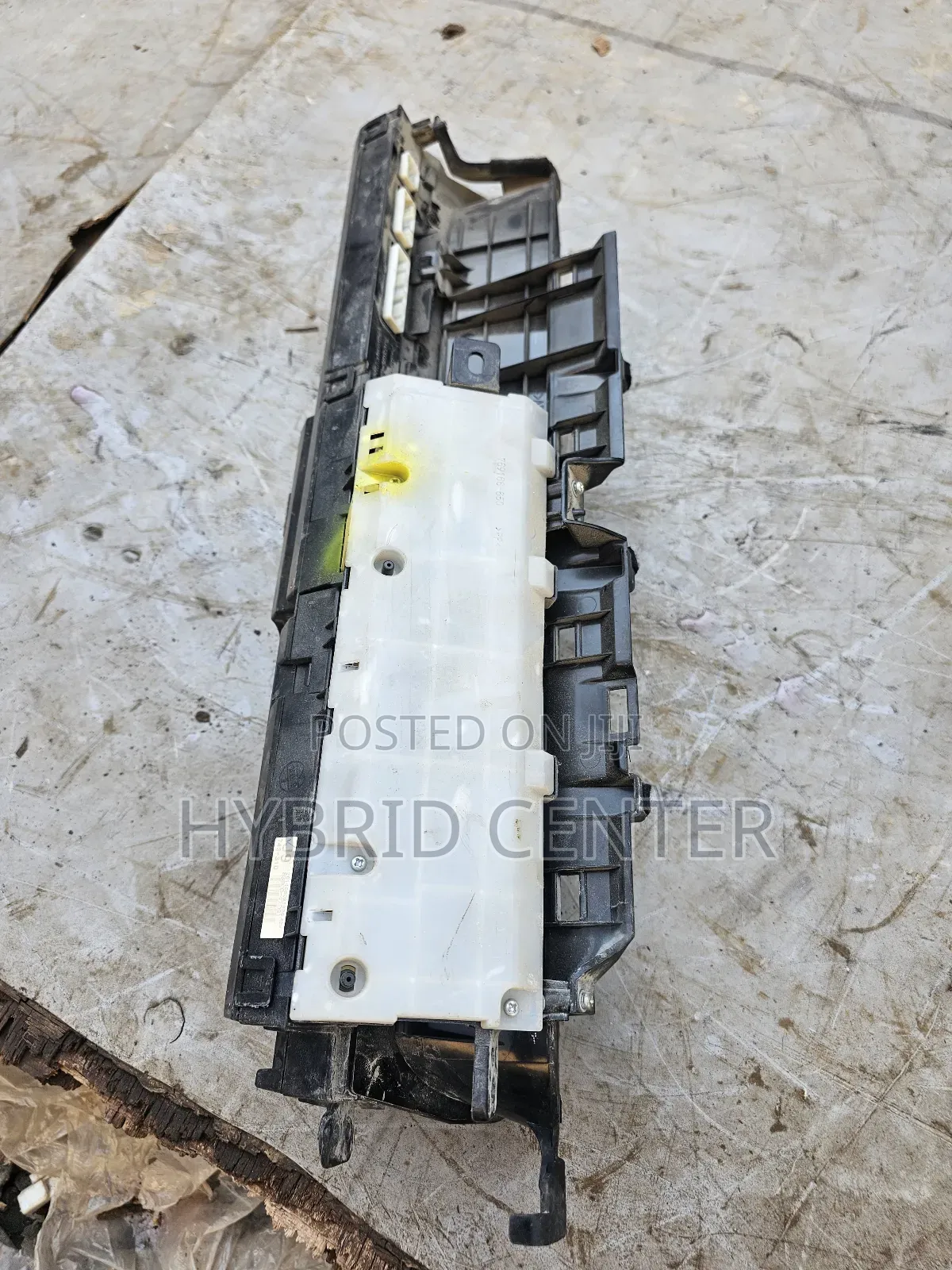2-Wheel Toyotaprius Clock on Offer