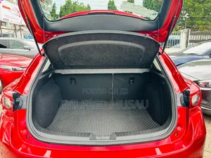 Mazda Axela 2018 Red