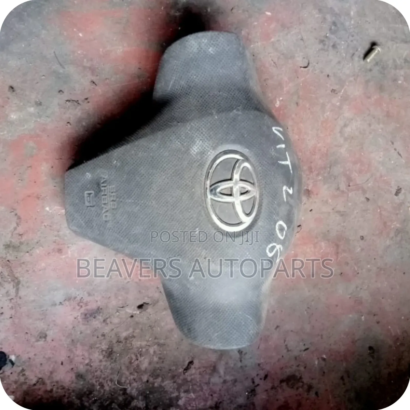 Toyota Vitz 2008/Belta Steering Airbag