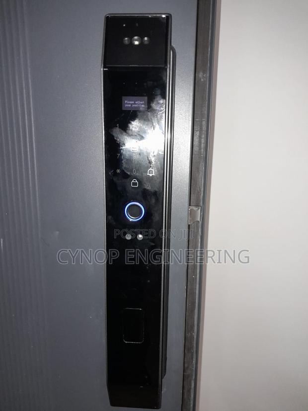 Fingerprint Enabled Smart Biometric Lock - thumbnail 2