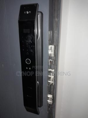 Biometric Smart Lock Offering Keyless Door Security