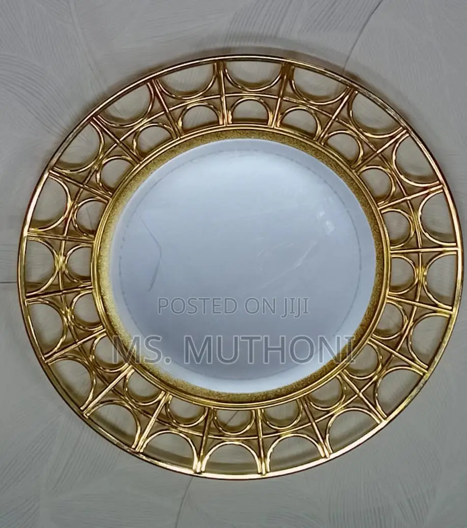 *32cm Gold Round Charger Plates With a Mirror*