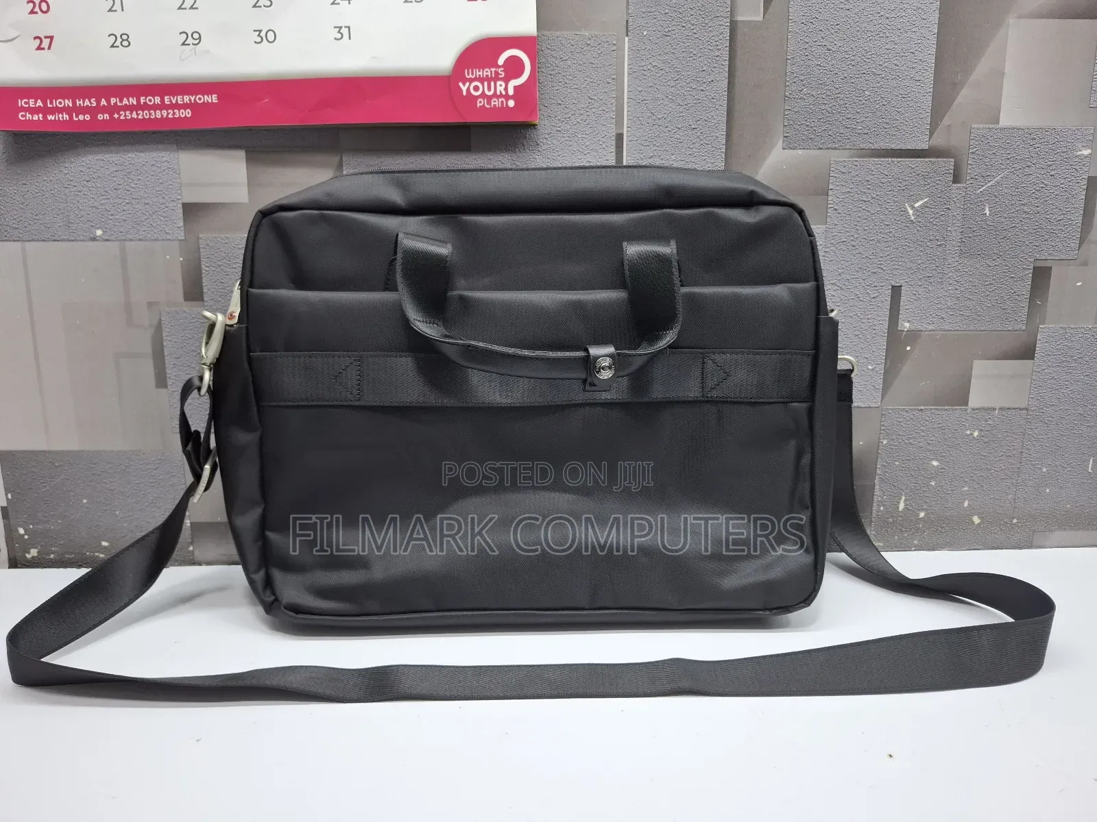 Omaya Laptop Executive Shoulder Bag