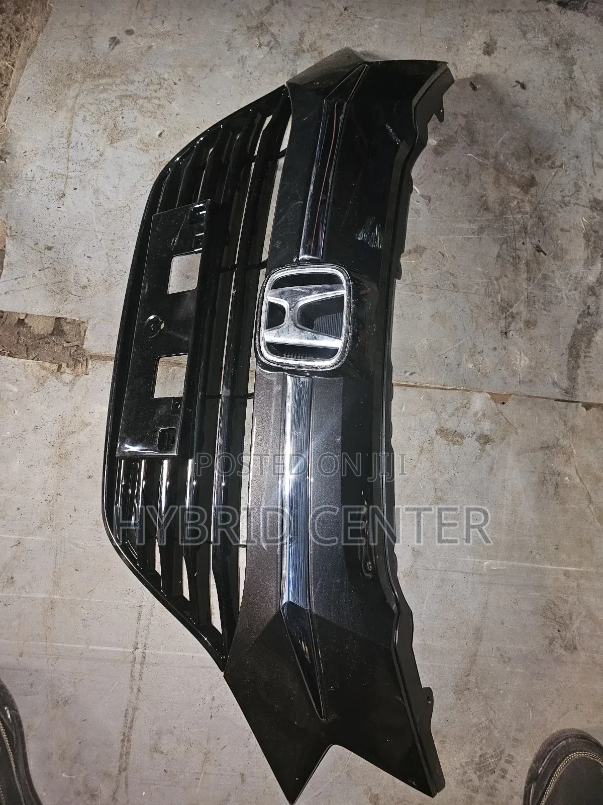 Grilles for Vezel Available