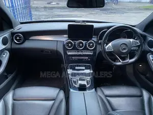 Mercedes-Benz C180 2018 White