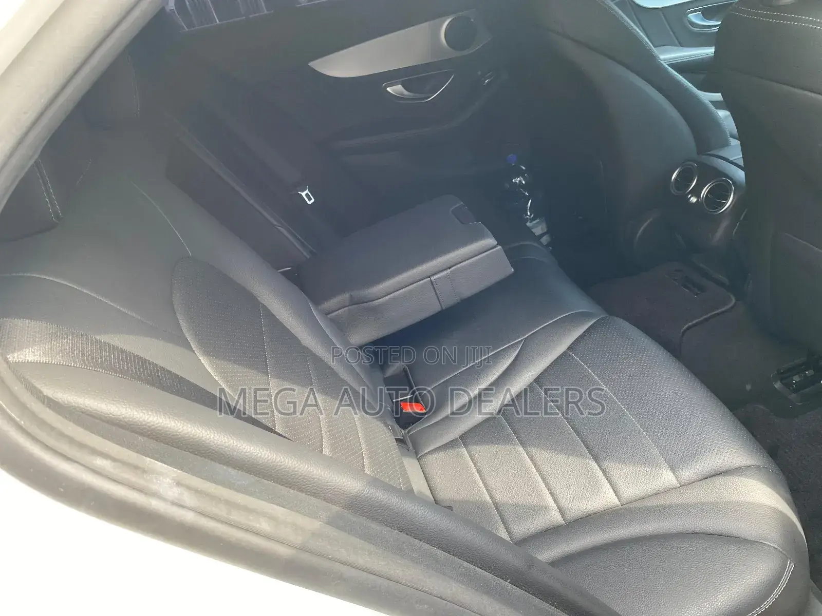 Mercedes-Benz C180 2018 White