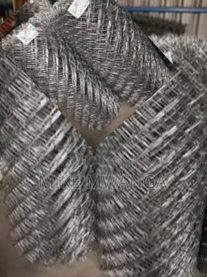 Galvanized, 12.5 Gauge Chain Link, 50x50 7ft Height. - thumbnail 2