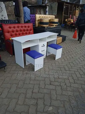 Double Manicure Desk Table And Puff Stools