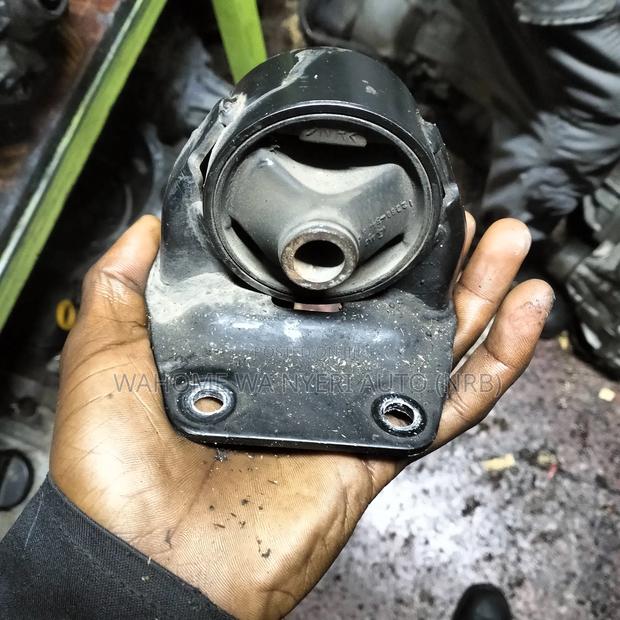 Upper Gearbox Mount 1kd (Prado,Hiace) - thumbnail 2