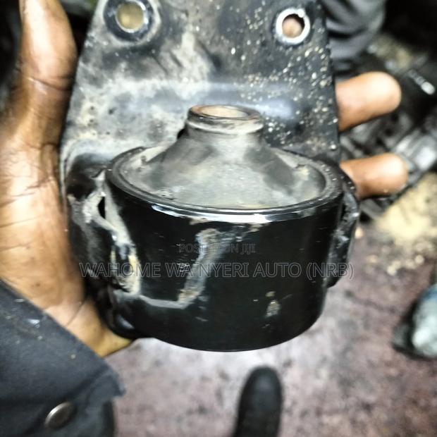 Upper Gearbox Mount 1kd (Prado,Hiace) - thumbnail 6