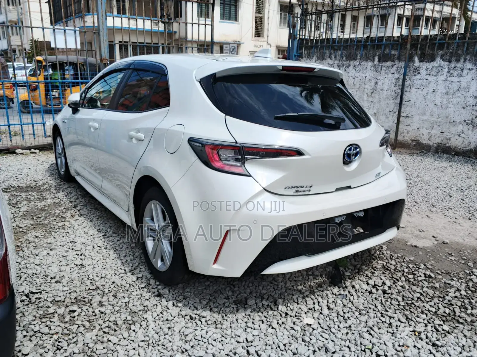 Toyota Corolla 2018 White