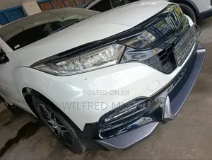 Honda Vezel 1.5 Hybrid 2WD 2018 White