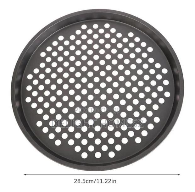 Non Stick Perforated Pizza Pan_alp - main view