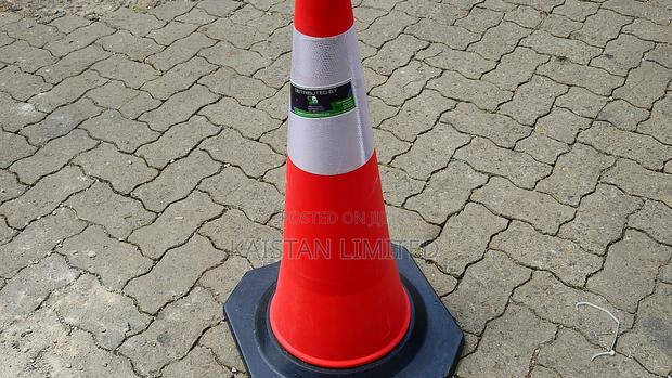 Conical Safety Barrier - main view