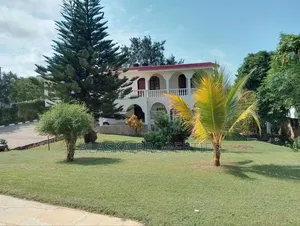 4bdrm Maisonette in Nyali Estate for rent