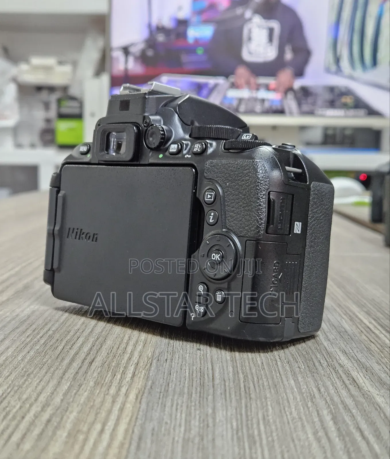 Nikon D5600 DSLR Camera With 18-55mm Lens