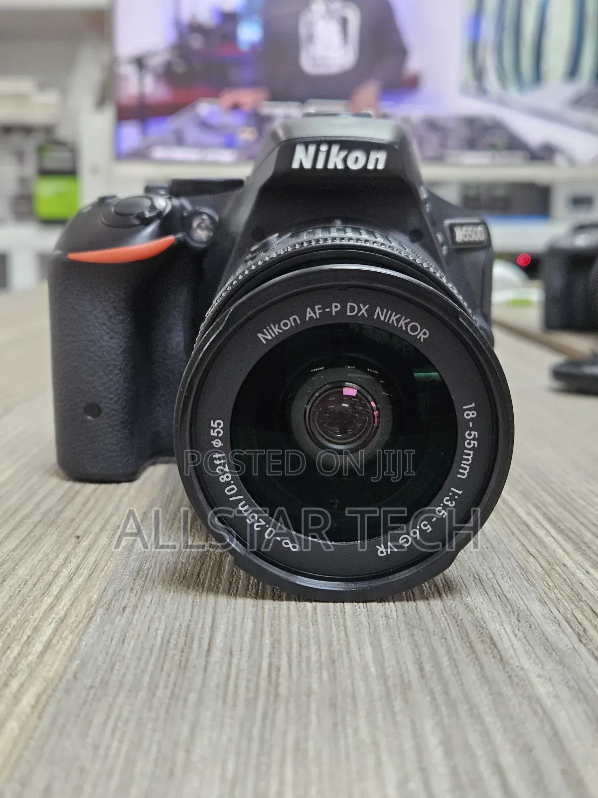 Nikon D5500 DSLR Camera With Af-P 18-55mm Lens Clean