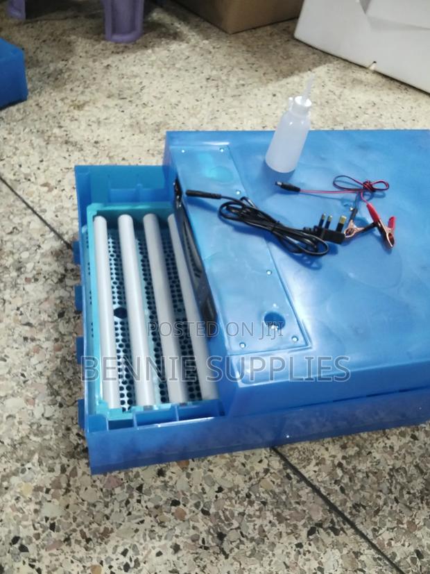 Egg Incubator / 64 Egg Incubator