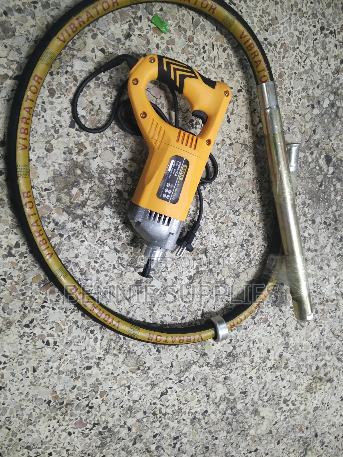 Suitable Dera Vibrator / 1200 Watts Dera Vibrator