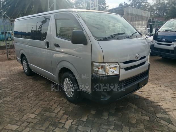 Toyota HiAce 2016 Silver - thumbnail 4