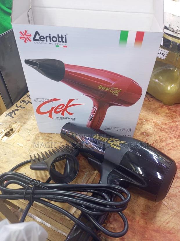 Highly Recommend 1900w Zeriotti Blowdry