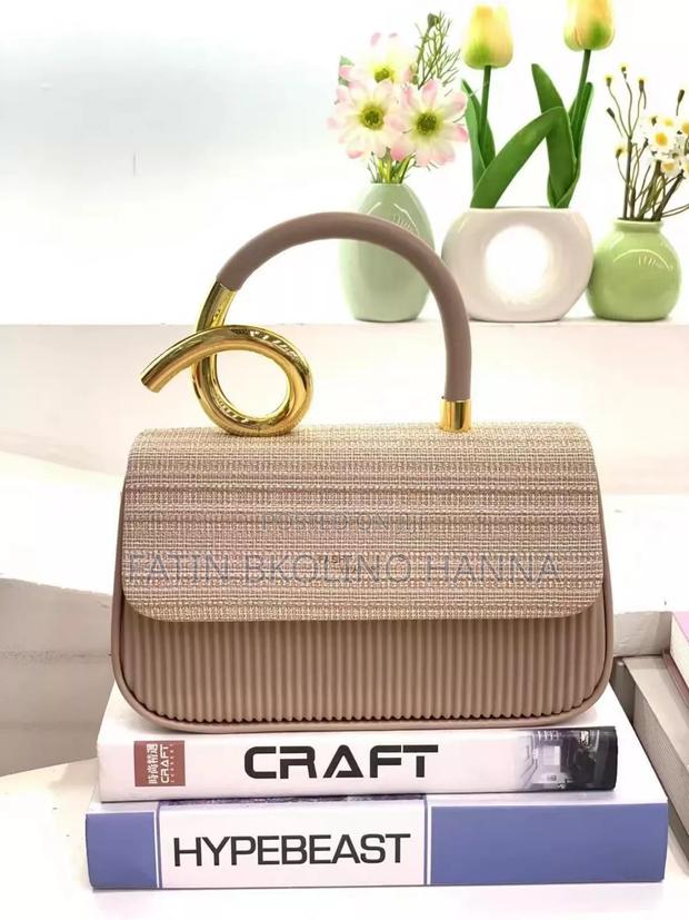 Fancy Shoulder Bag - thumbnail 3