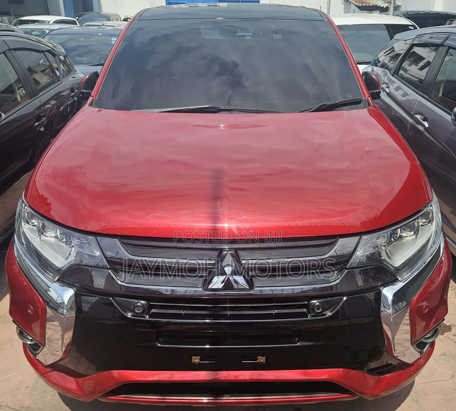 Mitsubishi Outlander 2018 Red