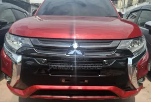 Mitsubishi Outlander 2018 Red