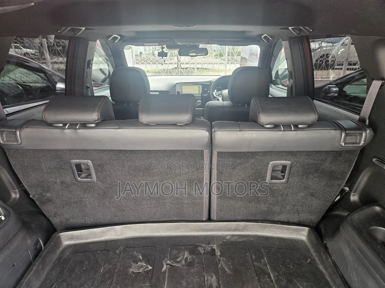 Mitsubishi Outlander 2018 Red