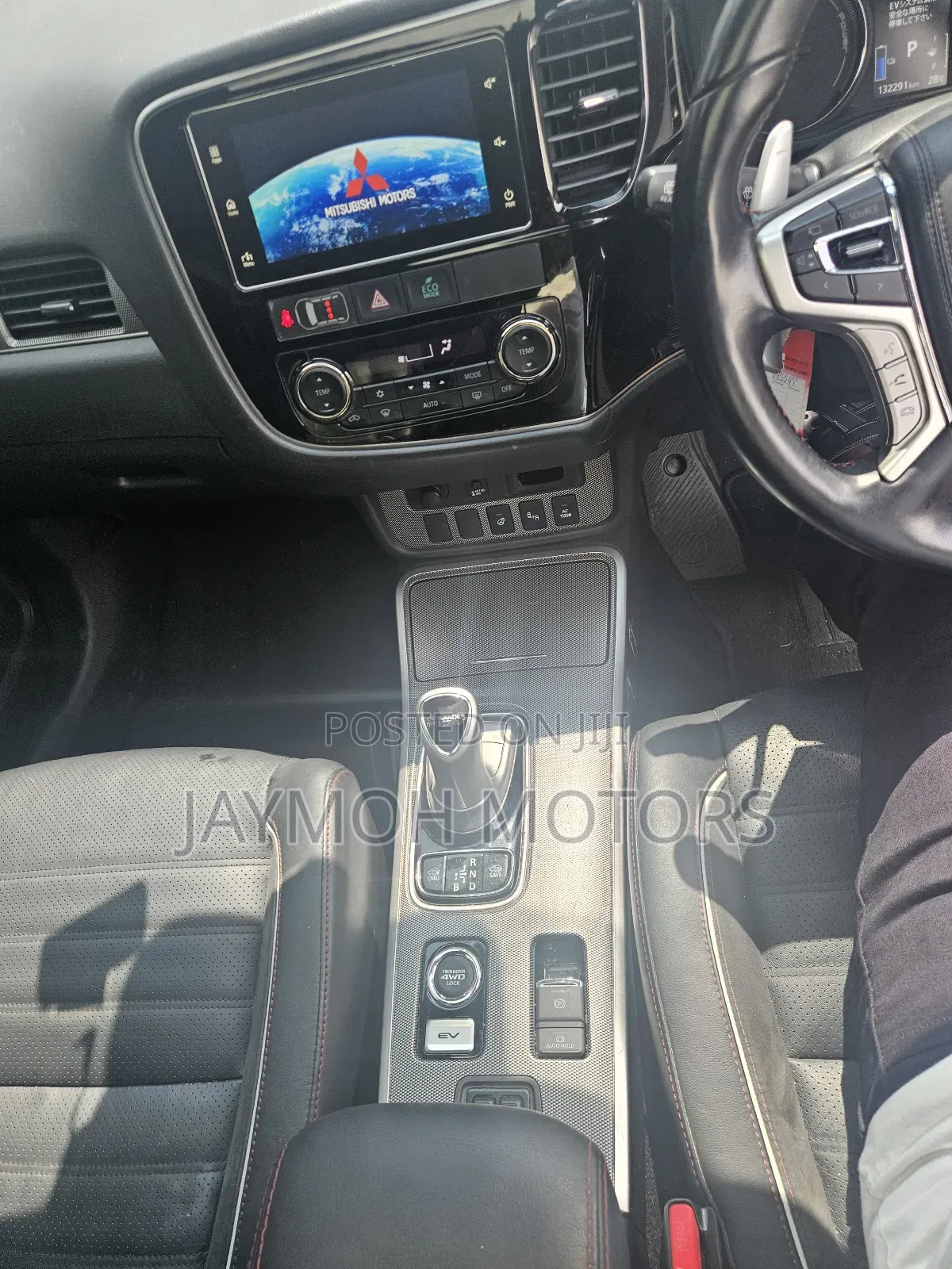 Mitsubishi Outlander 2018 Red