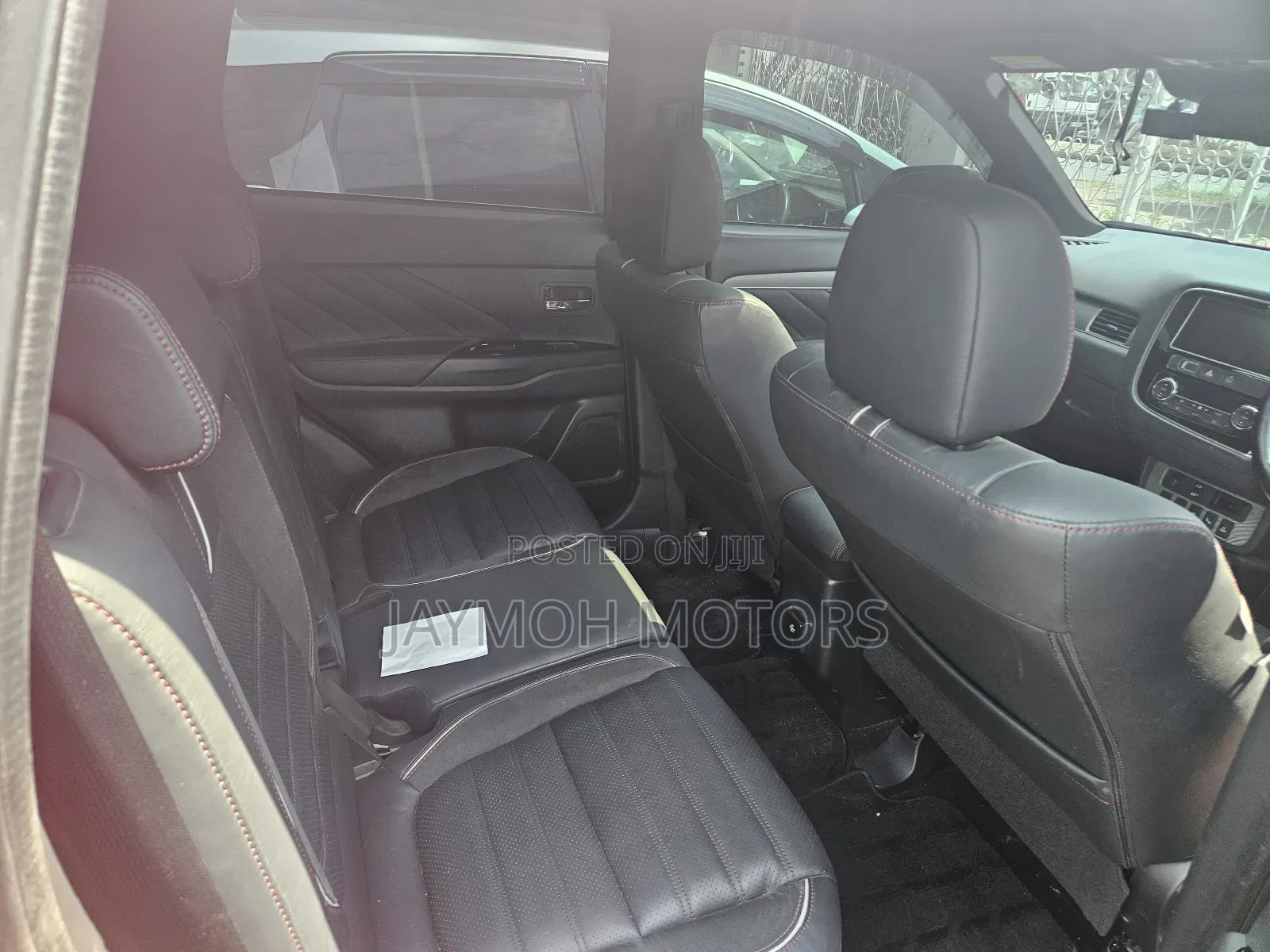 Mitsubishi Outlander 2018 Red