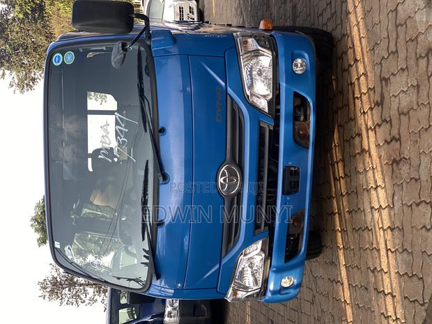 Toyota Dyna B/Cab 2019 - thumbnail 2