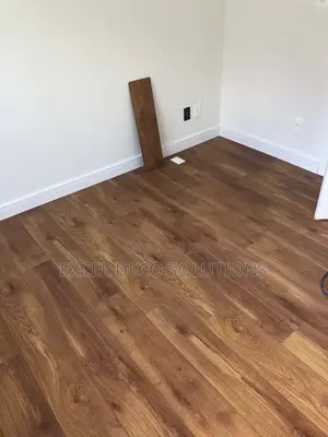 Warm Laminate With a Natural Feel Flooring