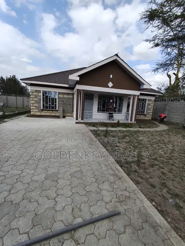 4bdrm Bungalow in Kitengela for sale