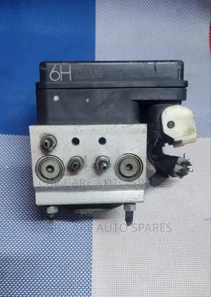 Abs Pump Toyota Hiace (7l)