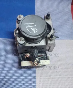 Abs Pump Toyota Hiace (7l)