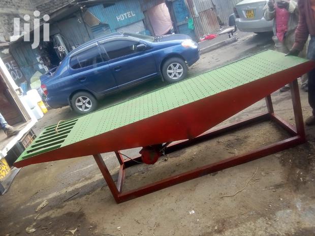 Modtec Engineers Product: Vibration Table - main view