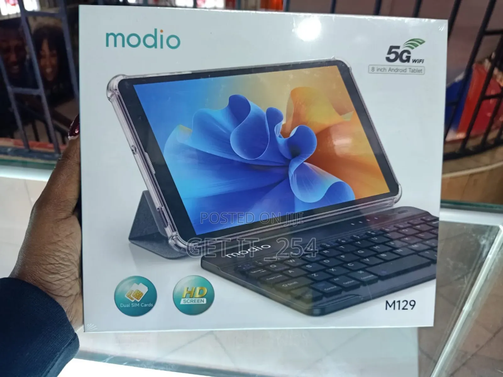 Modio M129
Display 8"Inch
Memory 512+8
Battery 4000mah