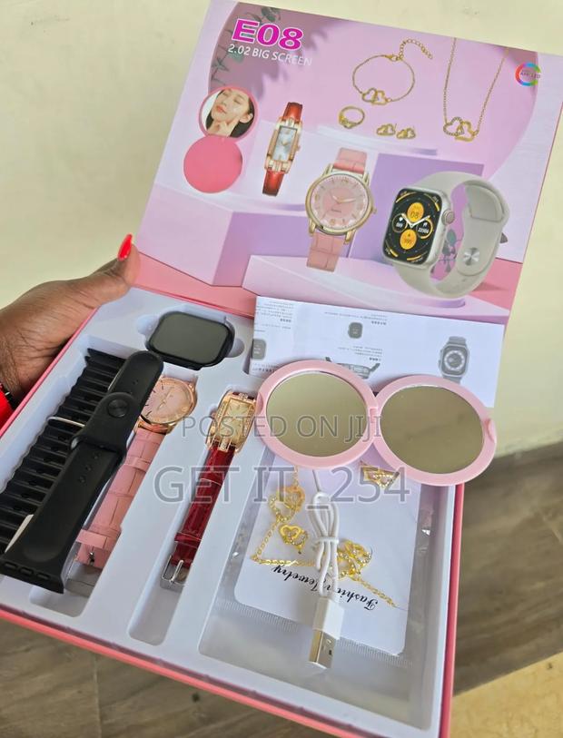 *E08 Plus Smartwatch Set* - main view