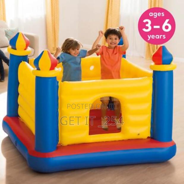 Bouncing Castle - thumbnail 3